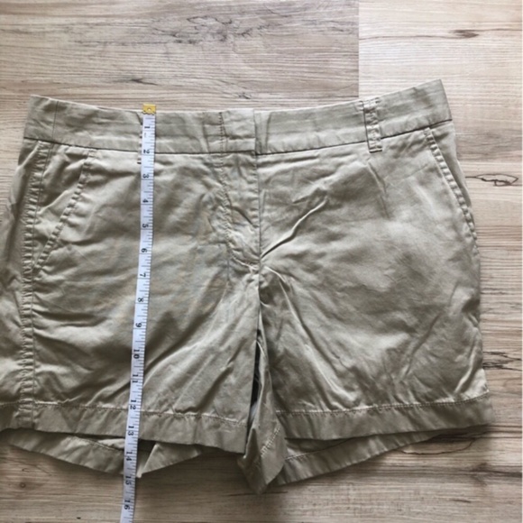 J. Crew Women's Khaki Cargo Shorts - Picture 4 of 6